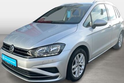 VW Golf Sportsvan 59.111 km 17.449 &euro; Gross-Gerau 64521