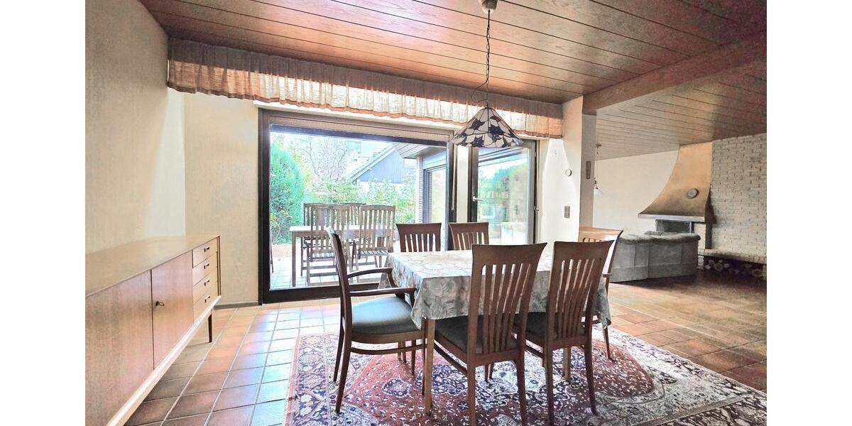 Einfamilienhaus Hochheim am Main - 12 Zimmer, 263 m&sup2;, 850.000&euro; | Angebot:26581793
