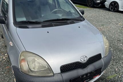 Toyota Yaris 90.000 km 1.600 &euro; Frankfurt am Main 60435