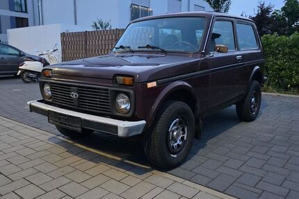 Lada Andere