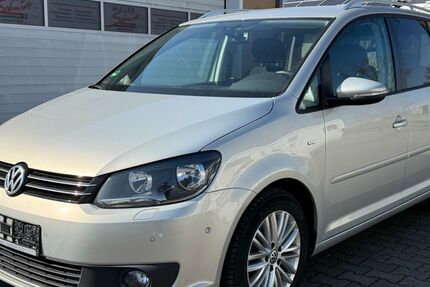 VW Touran 145.000 km 8.900 &euro; Gernsheim 64579