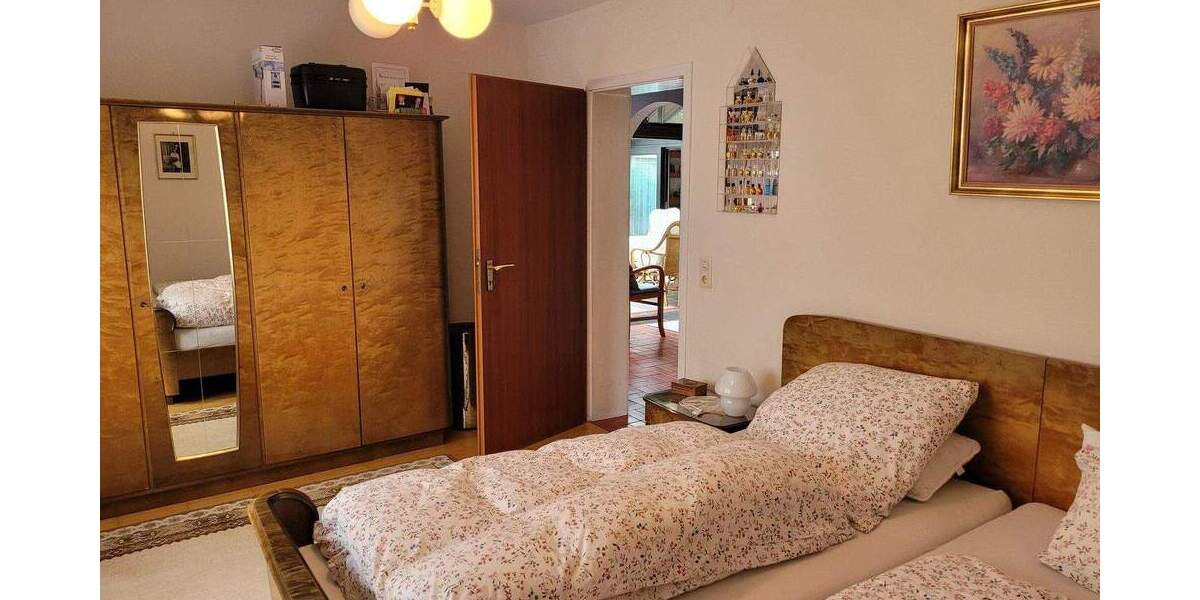 Einfamilienhaus Klein-Umstadt Umstadt - 7 Zimmer, 120 m&sup2;, 660.000&euro; | Angebot:25748748