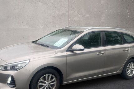 Hyundai i30 45.389 km 17.390 &euro; Groß - Gerau 64521