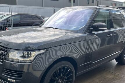 Land Rover Range Rover 230.000 km 27.990 € Frankfurt am Main 65933