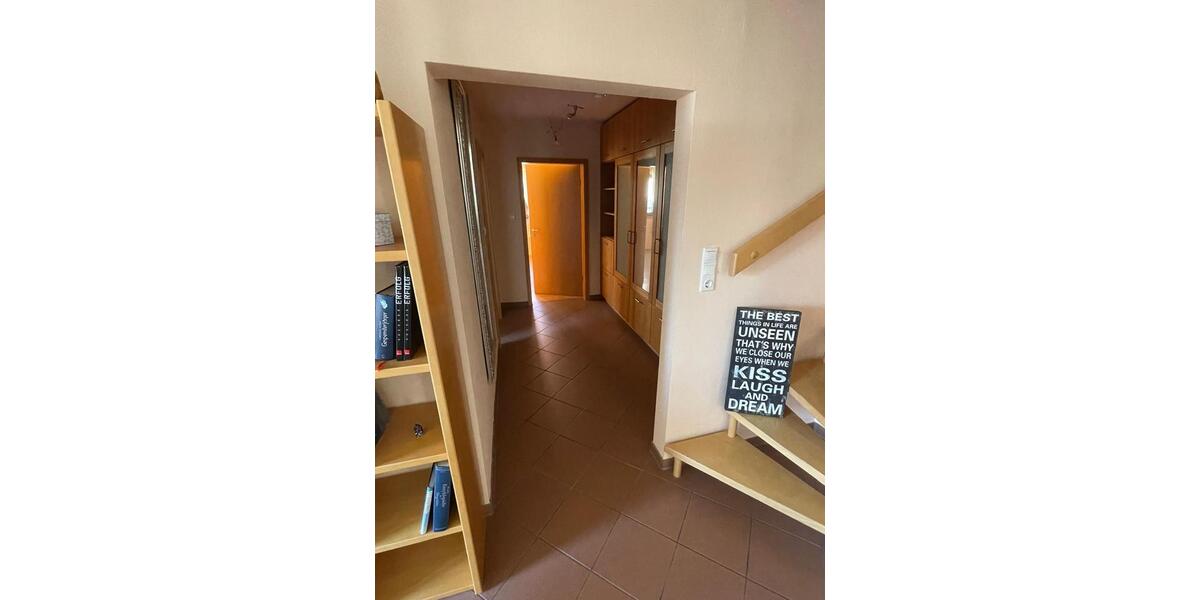 Etagenwohnung Münster (Hessen) - 3 Zimmer, 112 m&sup2;, 1.180&euro; | Angebot:26293223