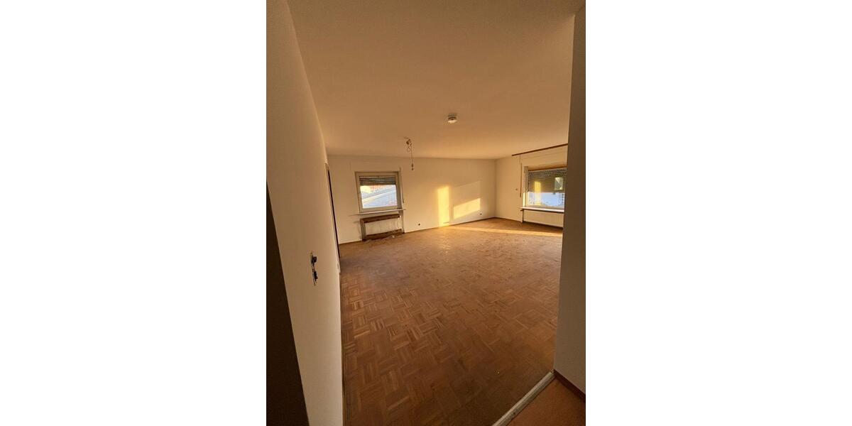 Helle, großzügige 3-Zimmer-Wohnung mit Balkon in Büttelborn-Worfe 3 zimmer