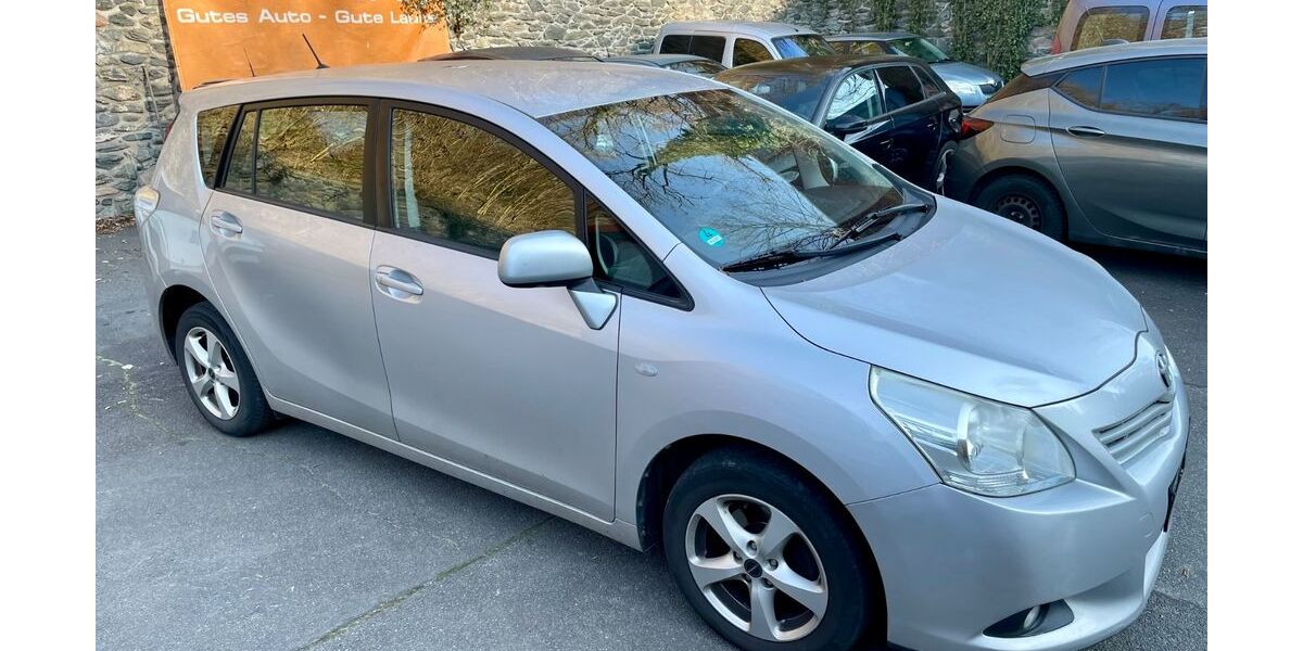 Toyota Verso 289.000 km 4.300 &euro; Lautertal-Lautern 64686