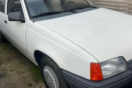 Opel Kadett 92.000 km 1.450 &euro; Dietzenbach 63128