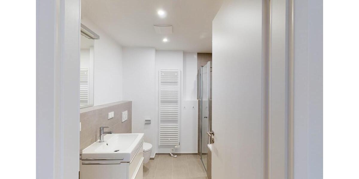 Erdgeschoßwohnung Frankfurt am Main Bornheim - 2 Zimmer, 67 m&sup2;, 1.430&euro; | Angebot:23053274