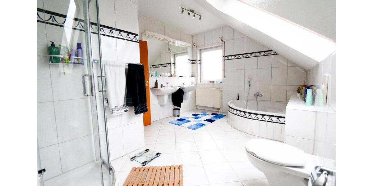 Einfamilienhaus Egelsbach - 4 Zimmer, 132 m&sup2;, 825.000&euro; | Angebot:27084224