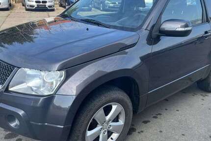Suzuki Grand Vitara 60.000 km 9.990 &euro; Dreieich 63303