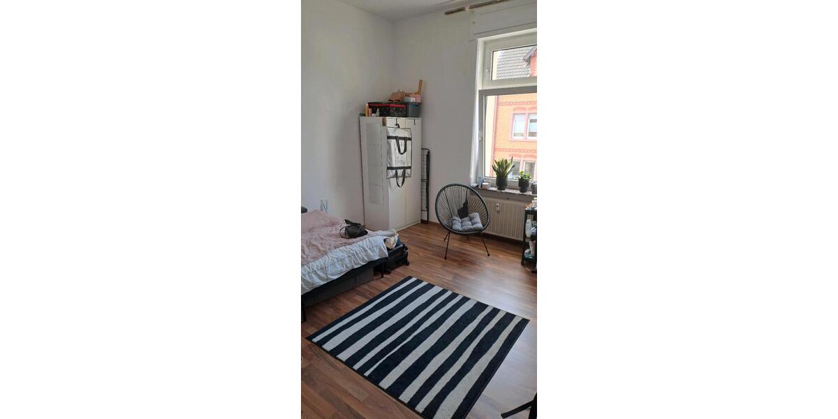 Etagenwohnung Frankfurt am Main Schwanheim - 3 Zimmer, 65 m&sup2;, 1.100&euro; | Angebot:26403862