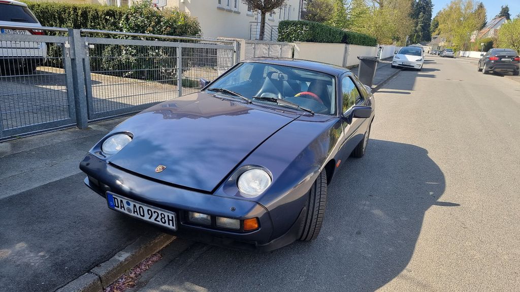 Porsche 928 233.000 km 18.900 &euro; Darmstadt 64287