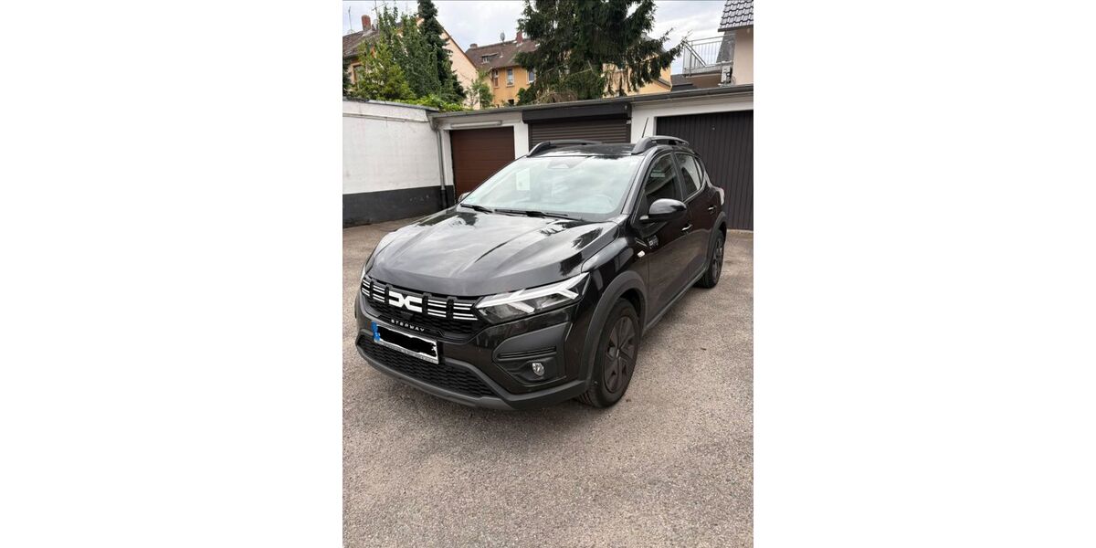 Dacia Sandero 21.600 km 18.300 &euro; Darmstadt 64285