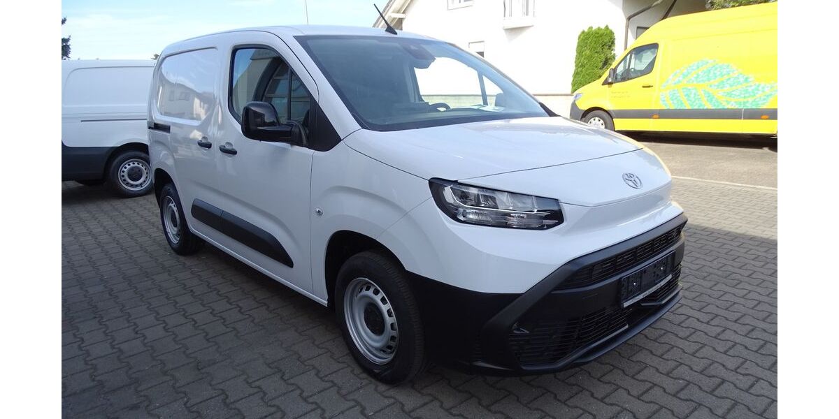 Toyota Proace City 17.500 km 18.890 &euro; Rodgau 63110