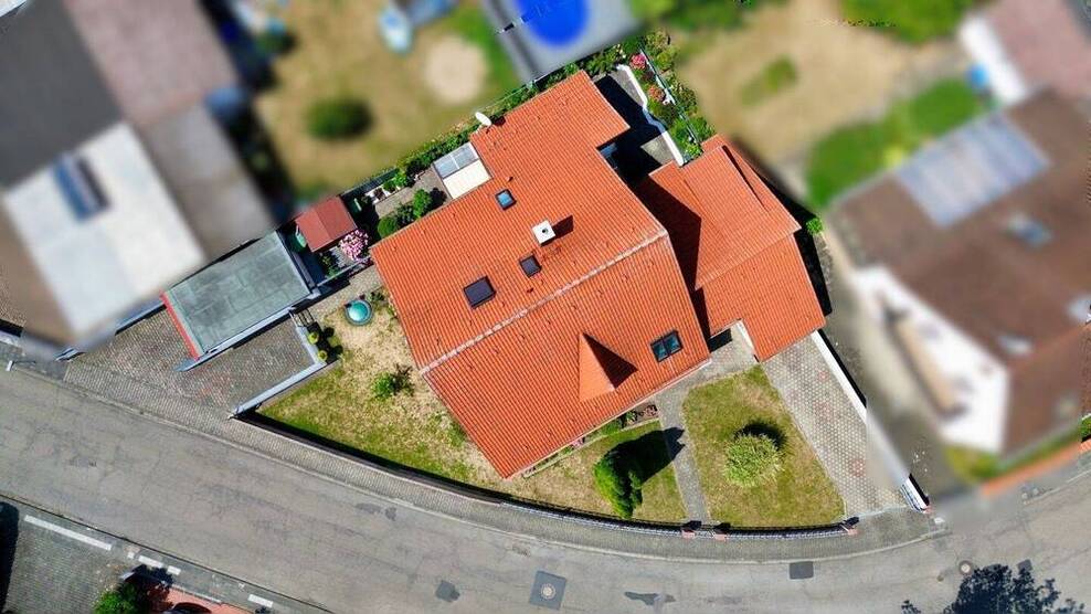 Solides, teils modernisiertes Zweifamilienhaus in gesuchter, ruhiger Lage von Münster