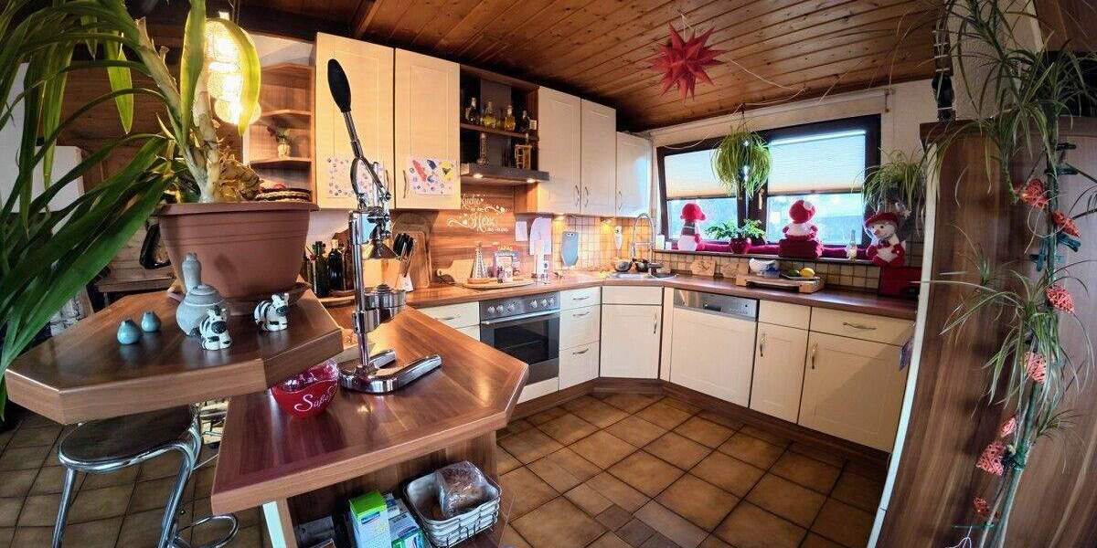 Etagenwohnung Höchst Hassenroth - 4 Zimmer, 93 m&sup2;, 139.000&euro; | Angebot:24966299