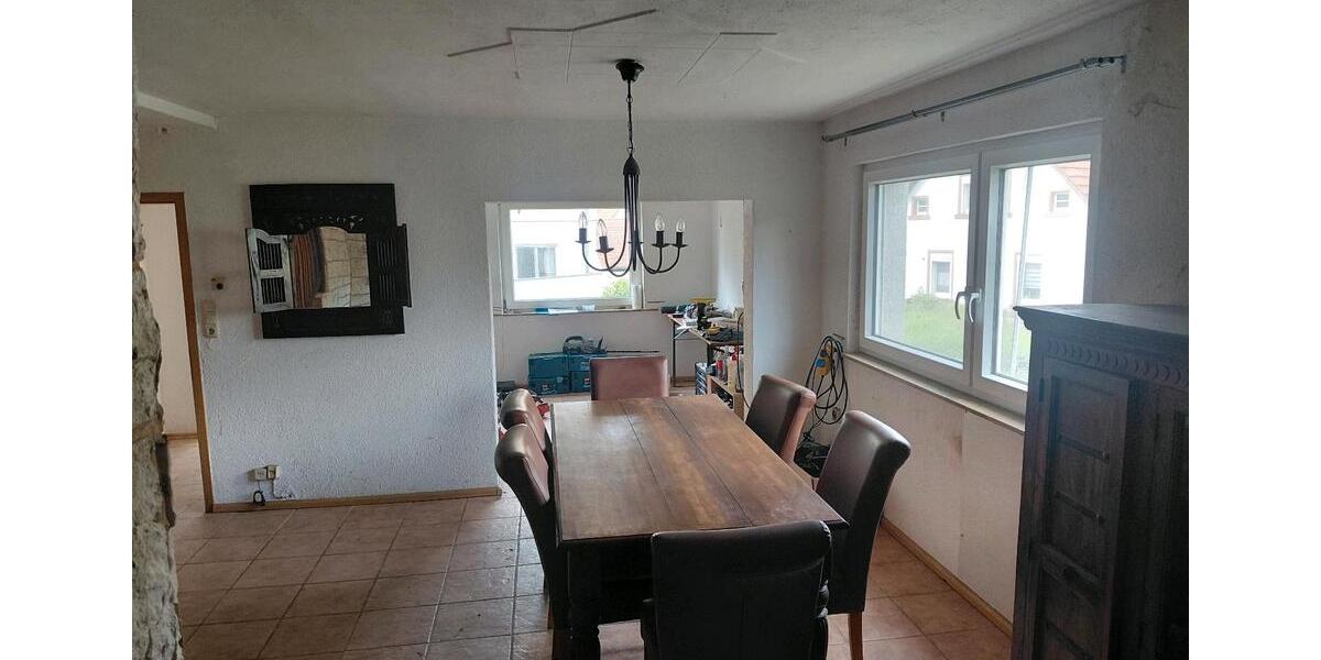 Einfamilienhaus Lautertal (Odenwald) - 6 Zimmer, 130 m&sup2;, 195.000&euro; | Angebot:26256009