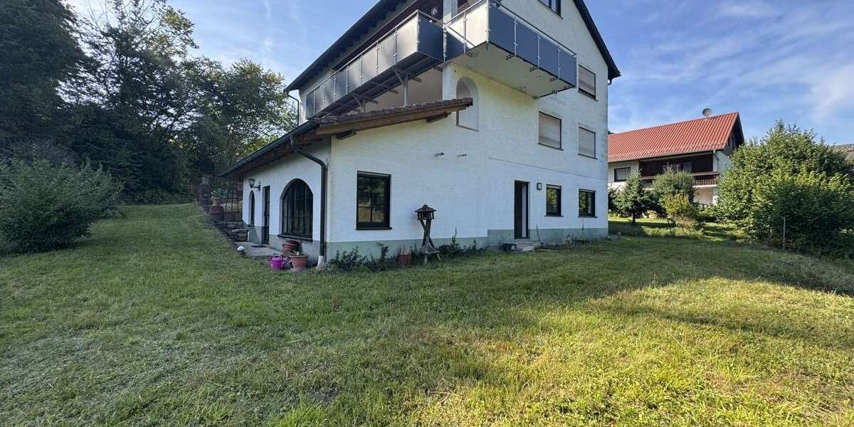 Etagenwohnung Heppenheim (Bergstraße) / Ober Hambach Ober Hambach - 2 Zimmer, 90 m&sup2;, 1.000&euro; | Angebot:26362067
