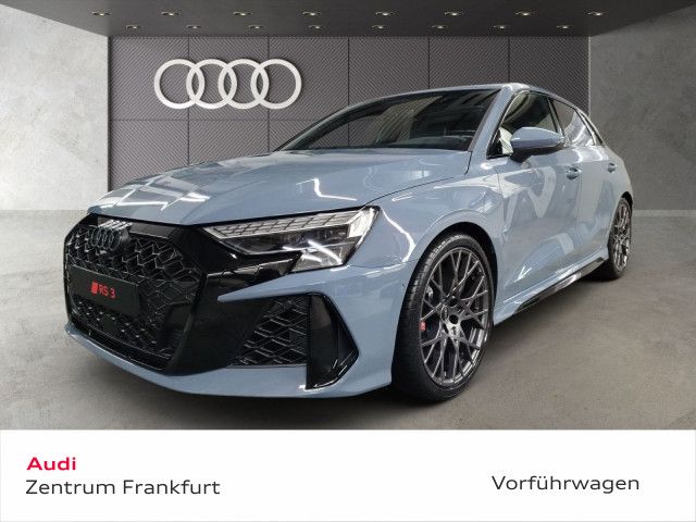 Audi RS3 9.900 km 64.980 &euro; Frankfurt am Main 60314