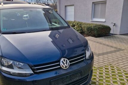 VW Sharan 270.600 km 10.300 &euro; Frankfurt am Main 60314