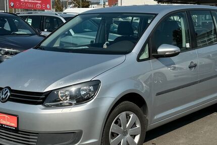 VW Touran 132.000 km 4.900 &euro; Frankfurt am Main - Bergen-Enkheim 60388