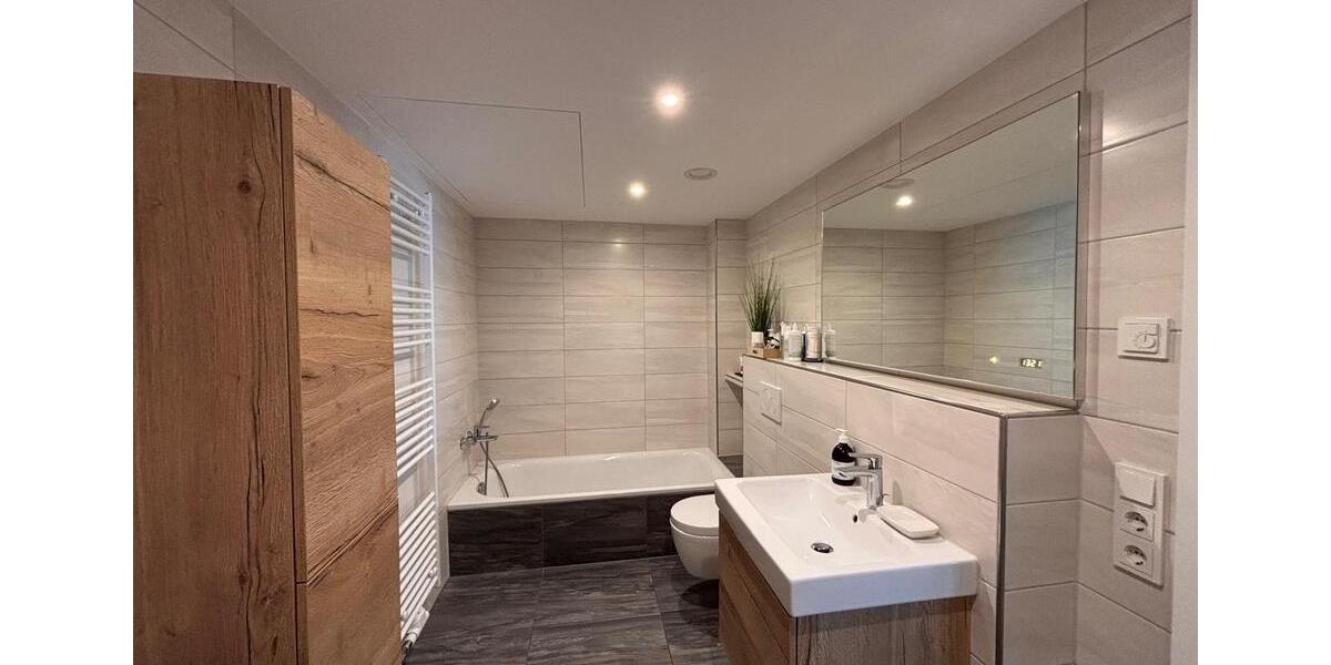 Etagenwohnung Darmstadt Eberstadt - 4.5 Zimmer, 123 m&sup2;, 1.980&euro; | Angebot:26458595