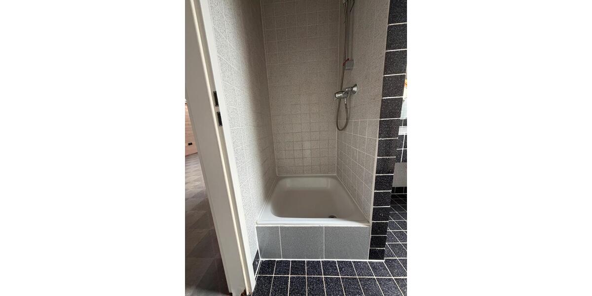 Dachgeschoßwohnung Alsbach-Hähnlein Hähnlein - 1 Zimmer, 80 m&sup2;, 1.050&euro; | Angebot:26382687