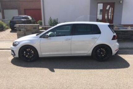VW Golf 67.000 km 26.800 &euro; Trebur 65468