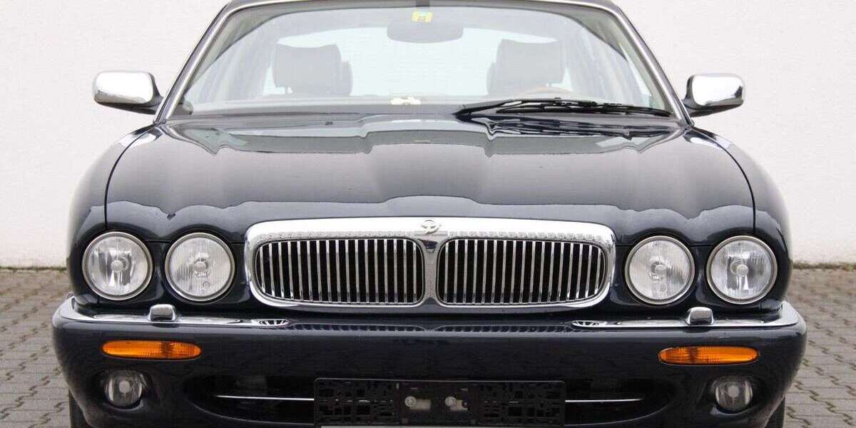 Jaguar Daimler 84.500 km 44.999 &euro; Heppenheim 64646