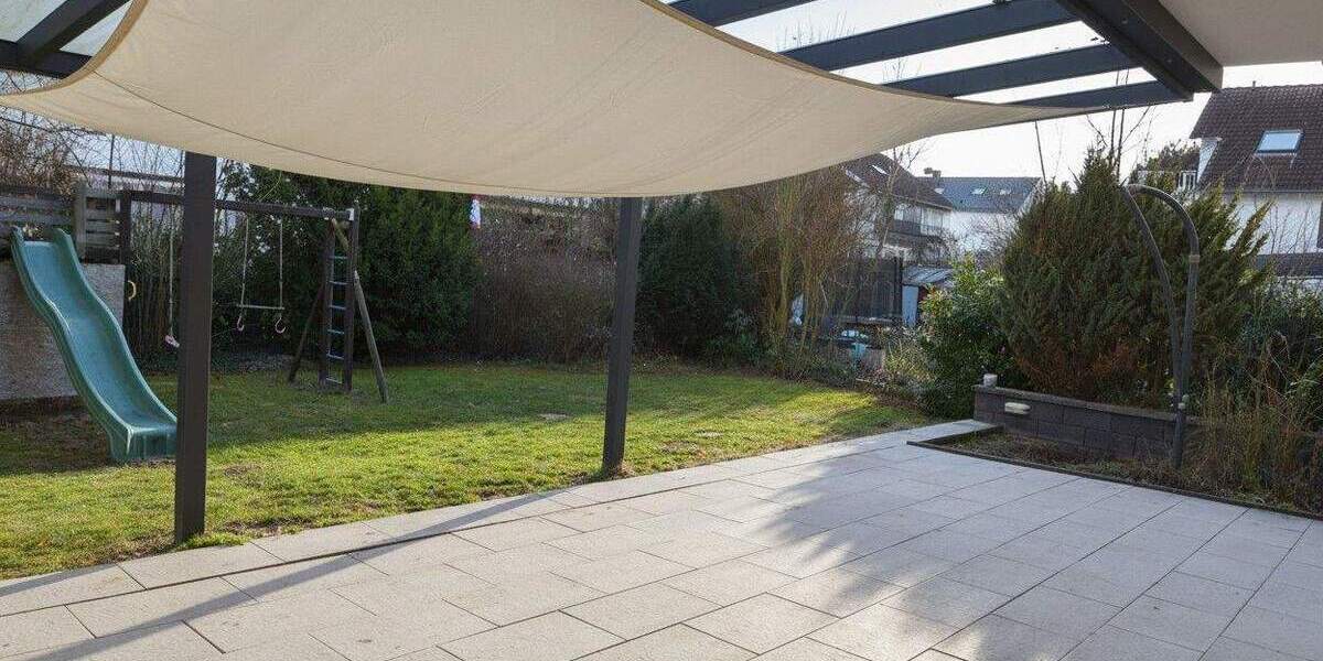 Freistehendes Einfamilienhaus mit großem Garten 9 zimmer