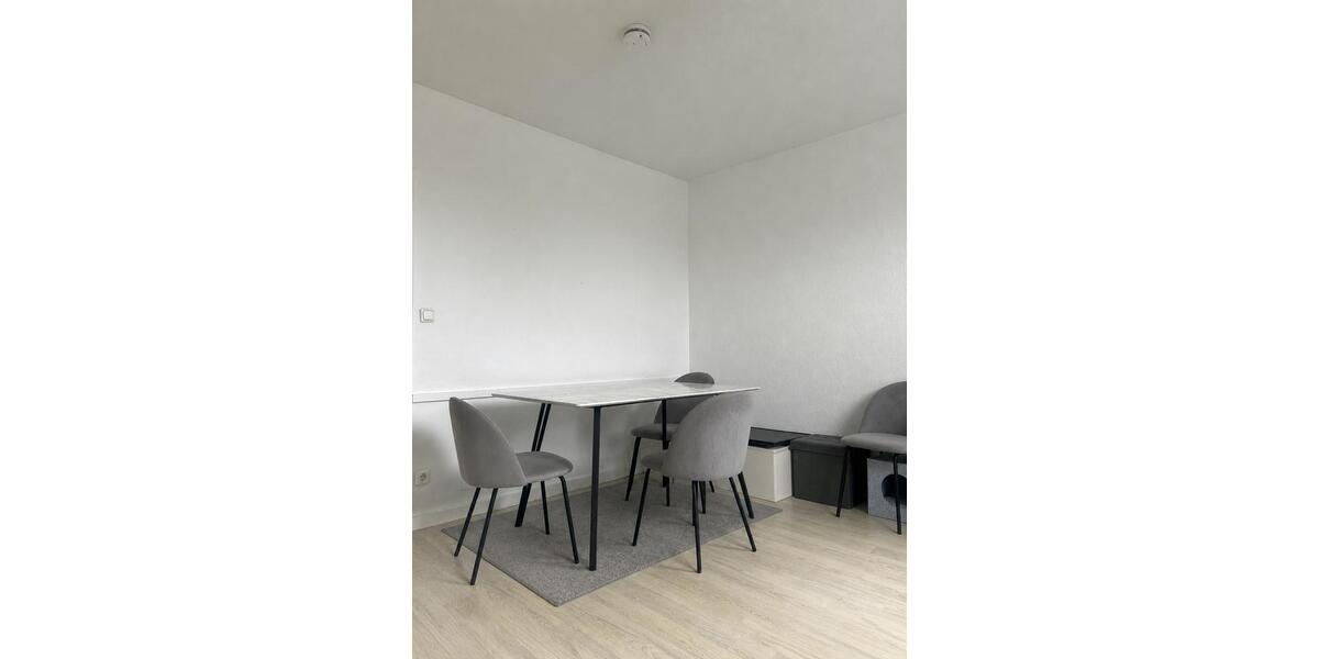 Dachgeschoßwohnung Frankfurt am Main Nordend West - 2 Zimmer, 50 m&sup2;, 830&euro; | Angebot:26463127