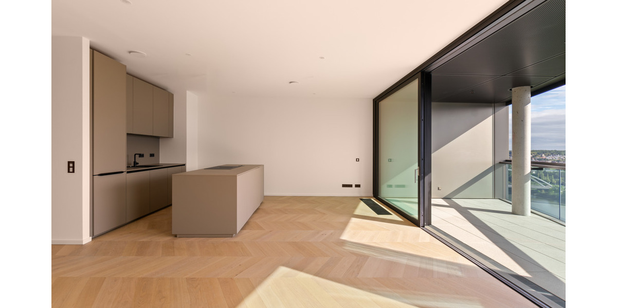 Etagenwohnung Frankfurt am Main Ostend - 3 Zimmer, 121 m&sup2;, 4.000&euro; | Angebot:25690816
