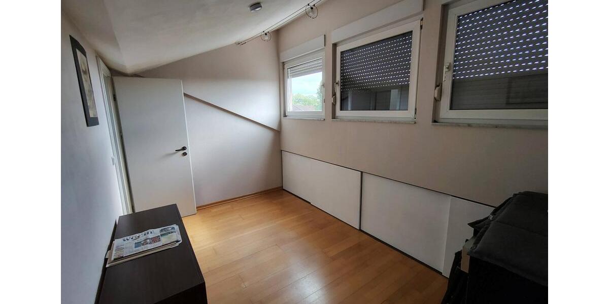Dachgeschoßwohnung Alsbach-Hähnlein Hähnlein - 3 Zimmer, 80 m&sup2;, 300.000&euro; | Angebot:26898694