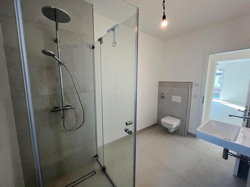 Neubau Town-House mit Eventküche in Ginsheim-Gustavsburg inklusive Terrasse und Tiefgarage zimmer