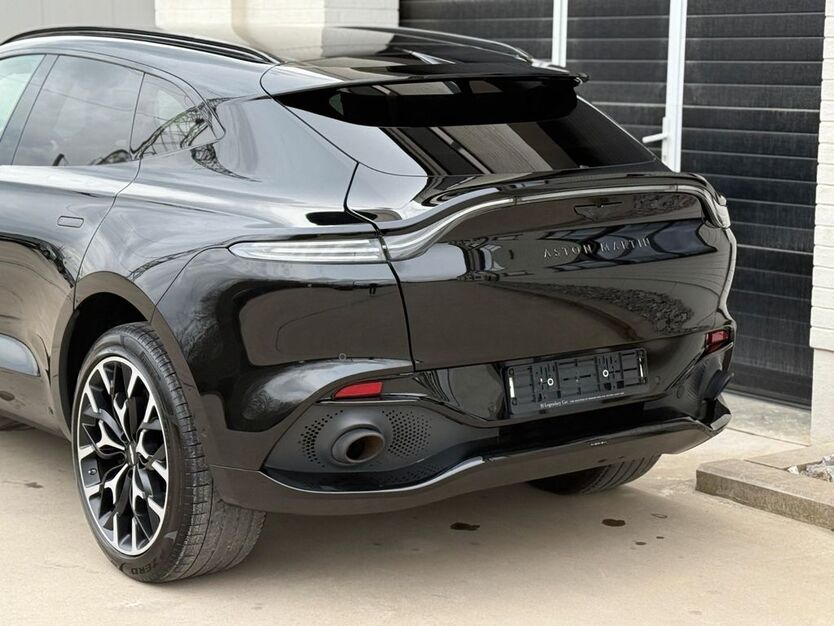 Aston Martin DBX 18.400 km 149.900 € Kelsterbach 65451