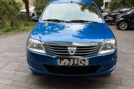 Dacia Logan 114.000 km 3.000 &euro; Frankfurt am Main 60489