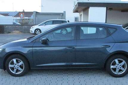 Seat Leon 137.315 km 10.999 &euro; Babenhausen 64832