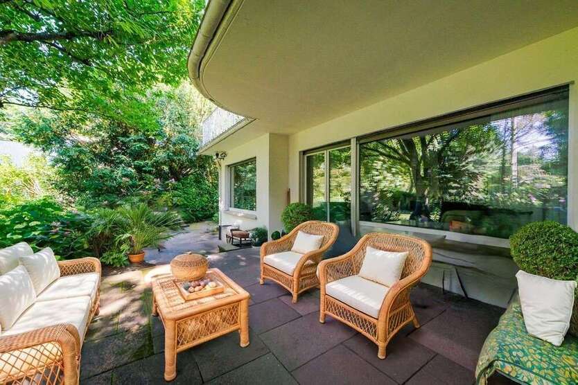 Haus zum Kaufen in Frankfurt am Main 1.150.000 € 182.3 m²