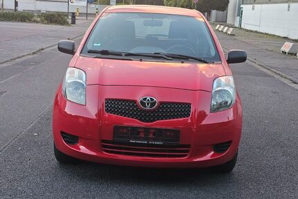 Toyota Yaris 90.403 km 3.499 &euro; Dietzenbach 63128