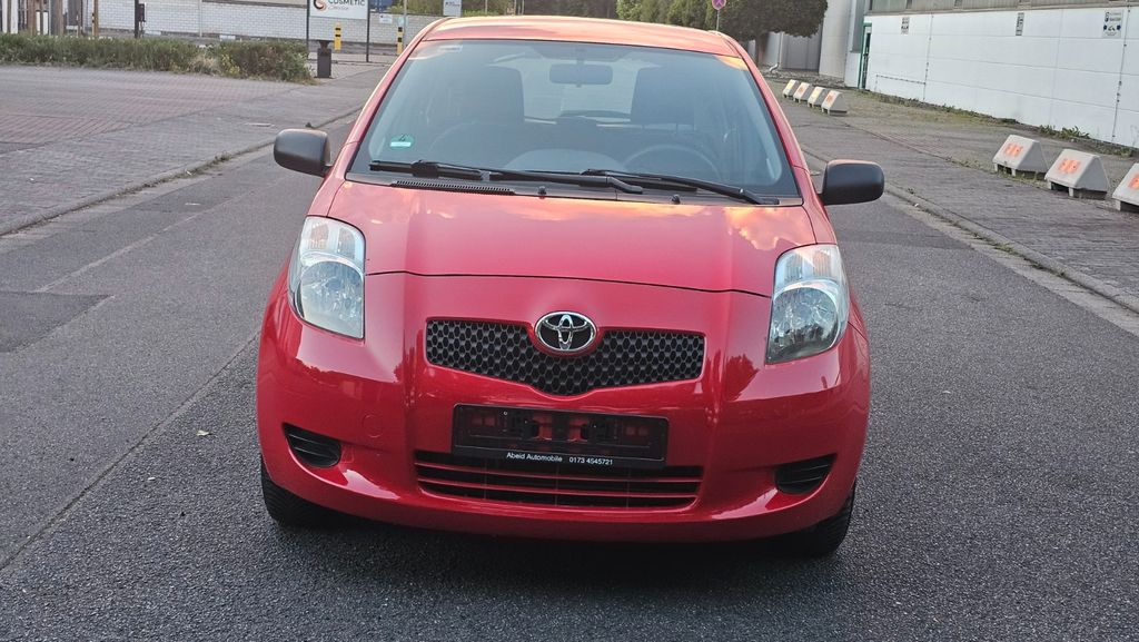 Toyota Yaris 90.403 km 3.499 &euro; Dietzenbach 63128
