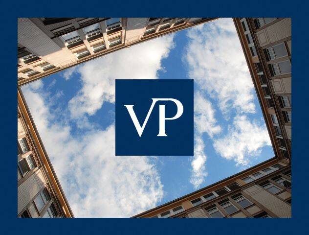 Wohnensemble bestehend aus Vorder- und Hinterhaus zimmer