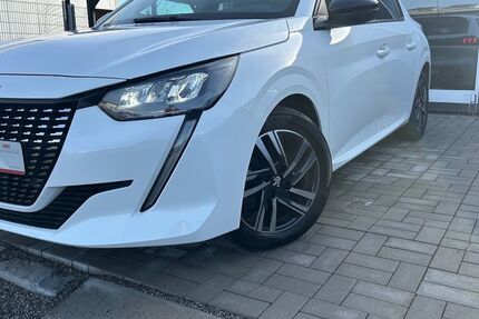 Peugeot 208 16.000 km 15.500 € Biebesheim 64584