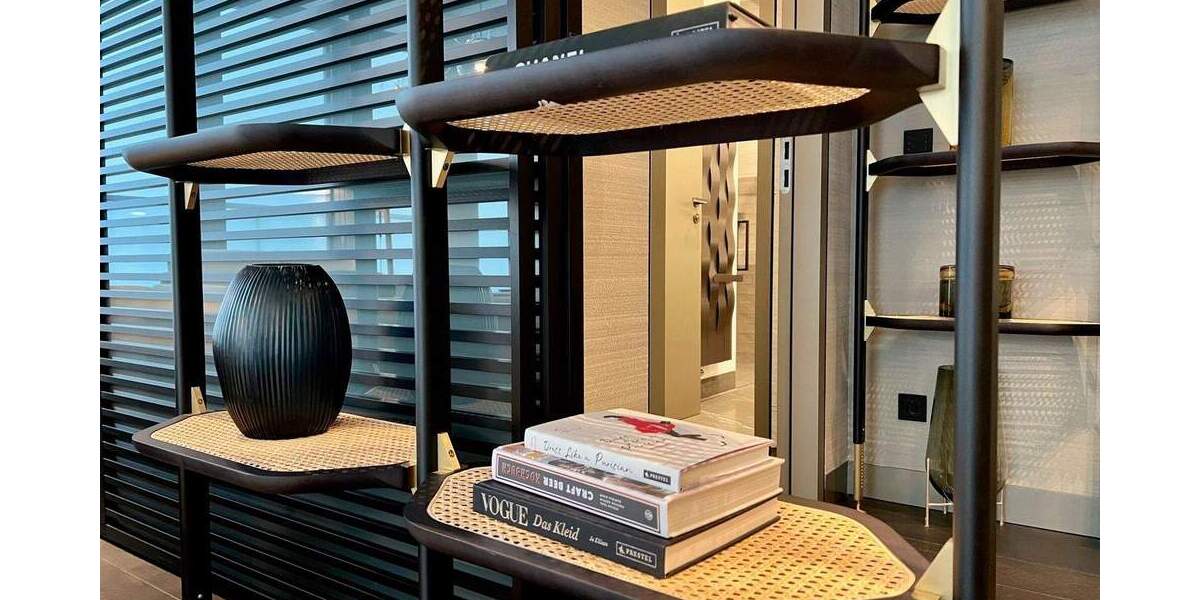 Ganz oben wohnen: Exklusive Designwohnung im 44. Stock des Grand Towers - Erstbezug! 2 zimmer