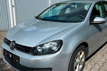 VW Golf 138.000 km 3.700 &euro; Frankfurt am Main 65760