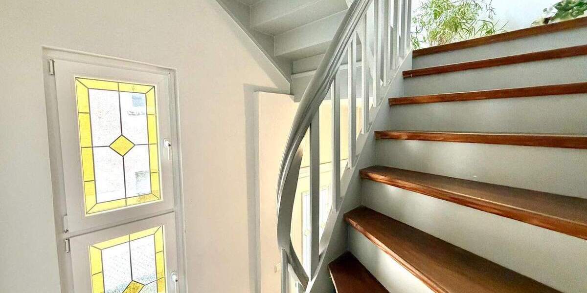 Mehrfamilienhaus, Wohnhaus Offenbach Offenbach am Main - 9 Zimmer, 307 m&sup2;, 1.370.000&euro; | Angebot:24546092