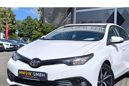 Toyota Auris 75.133 km 11.990 € Bickenbach 64404