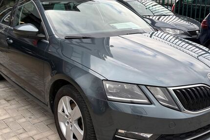 Skoda Octavia 165.000 km 11.400 &euro; Frankfurt am Main 65933