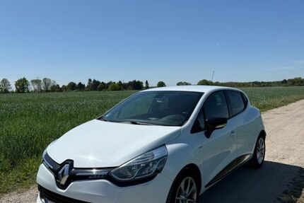 Renault Clio 173.200 km 6.900 &euro; Erzhausen 64390