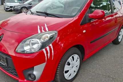 Renault Twingo 137.000 km 1.990 &euro; Gross Gerau 64521